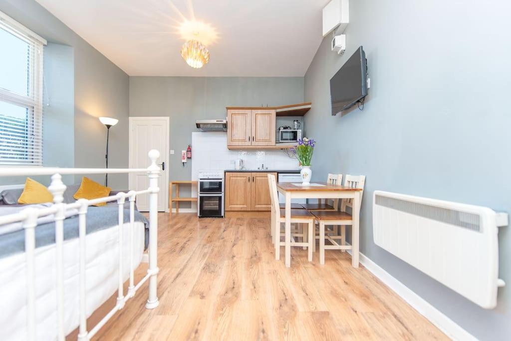 Clonbur House - Studio Village Apartment Galway Kültér fotó