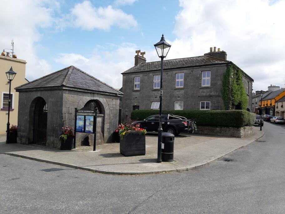 Clonbur House - Studio Village Apartment Galway Kültér fotó