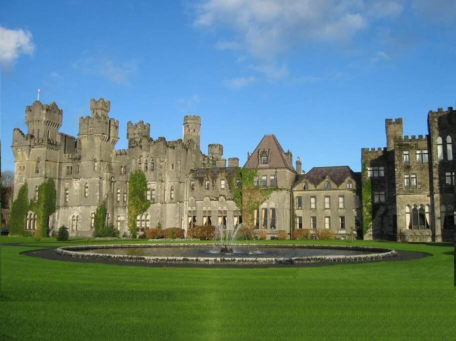 Clonbur House - Studio Village Apartment Galway Kültér fotó