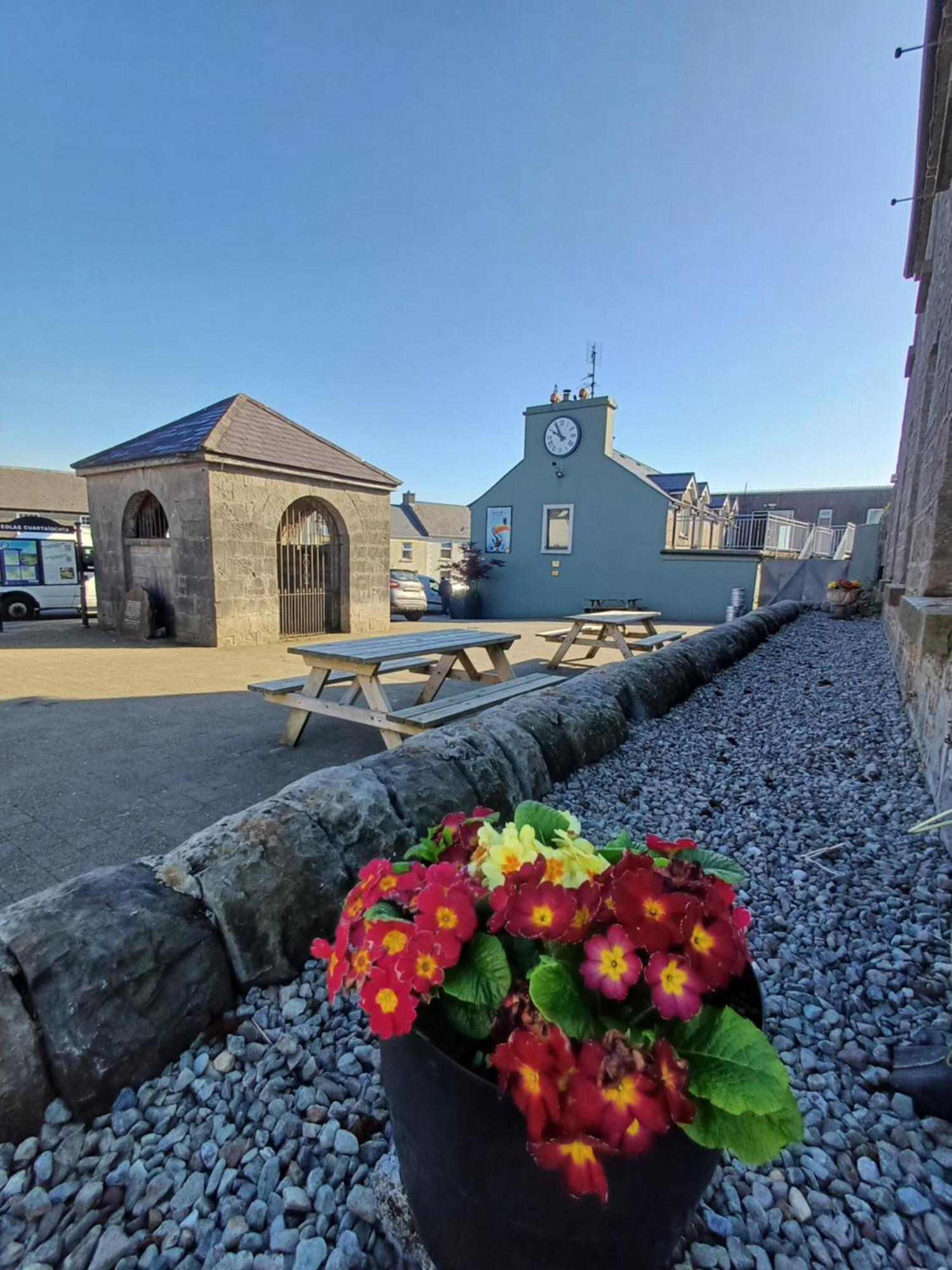 Clonbur House - Studio Village Apartment Galway Kültér fotó